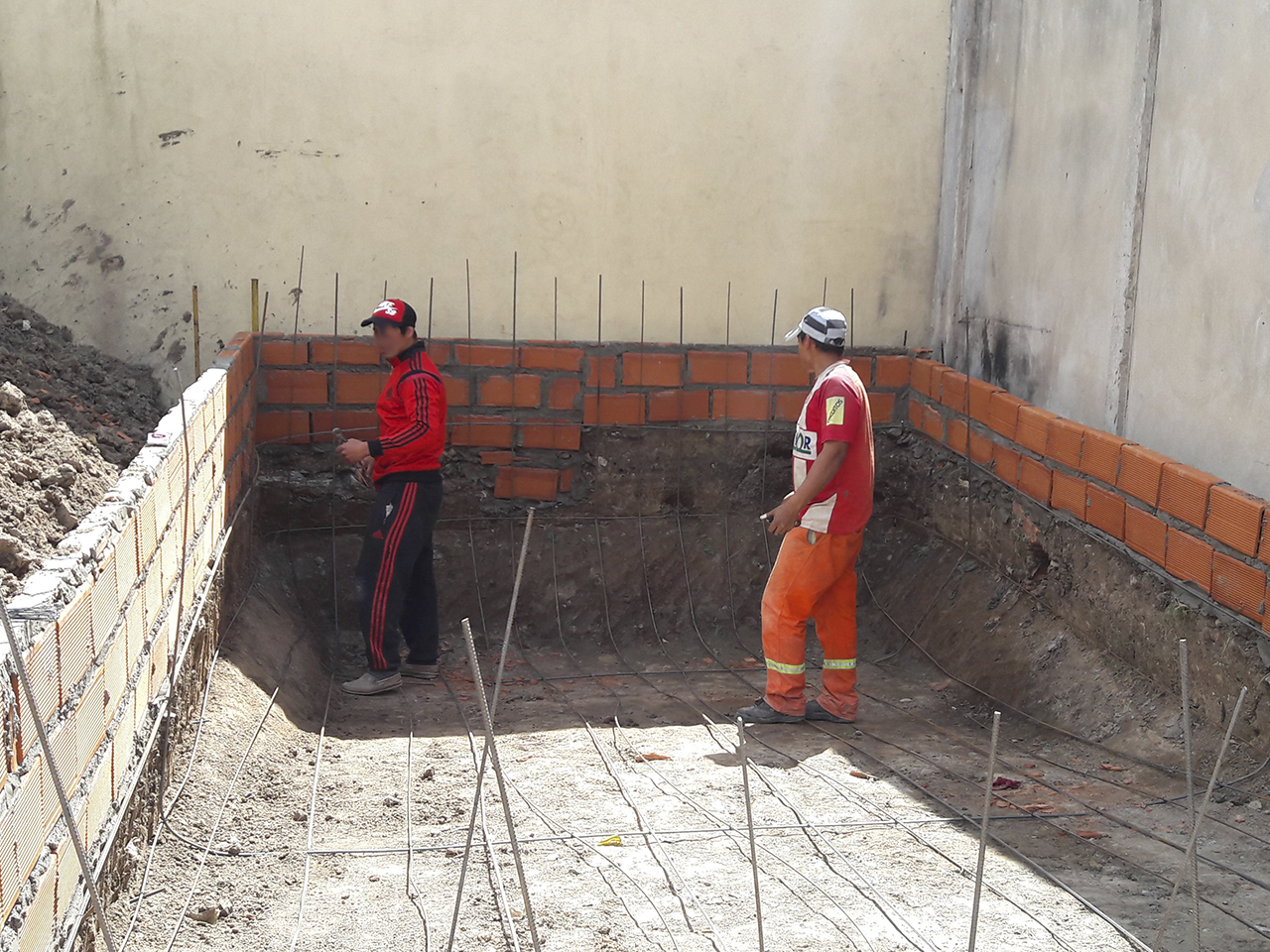 Como se construye una piscina de hormigon Como se construye una piscina de hormigon